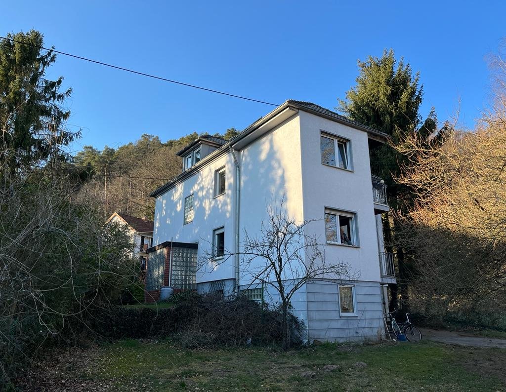 SCHEIDT : Stilvolles 3 - Familienhaus mit POTENTIAL in GEFRAGTER LAGE !