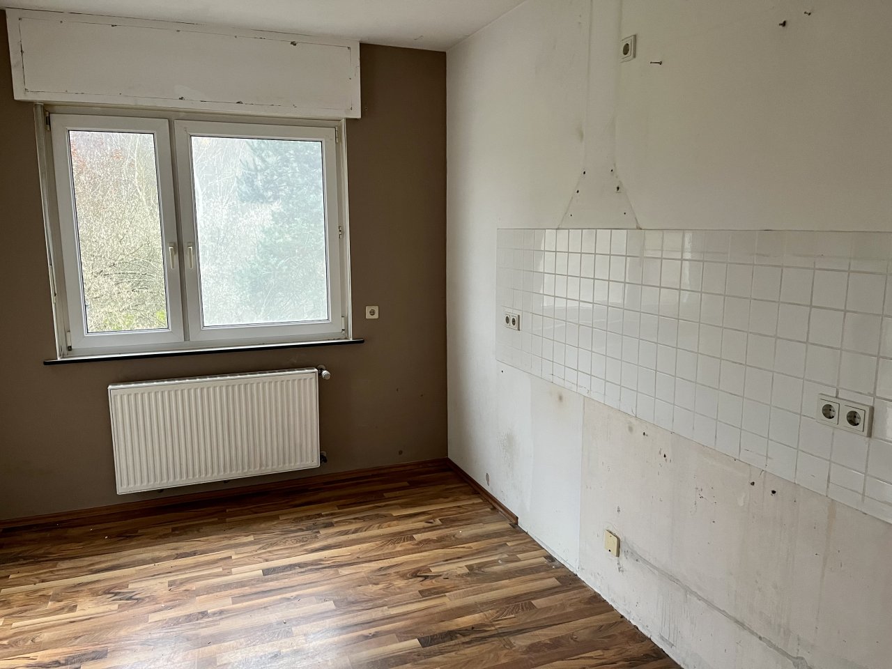 SCHEIDT : Stilvolles 3 - Familienhaus mit POTENTIAL in GEFRAGTER LAGE !