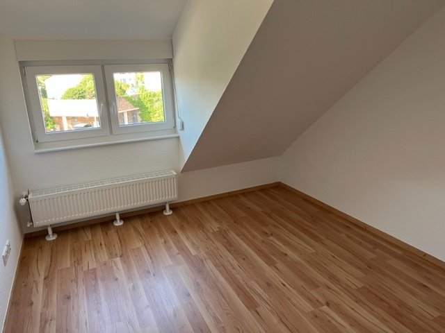 LEBACH : Sanierte MAISONETTE - Wohnung im ZENTRUM mit ca. 22 m² BALKON !
