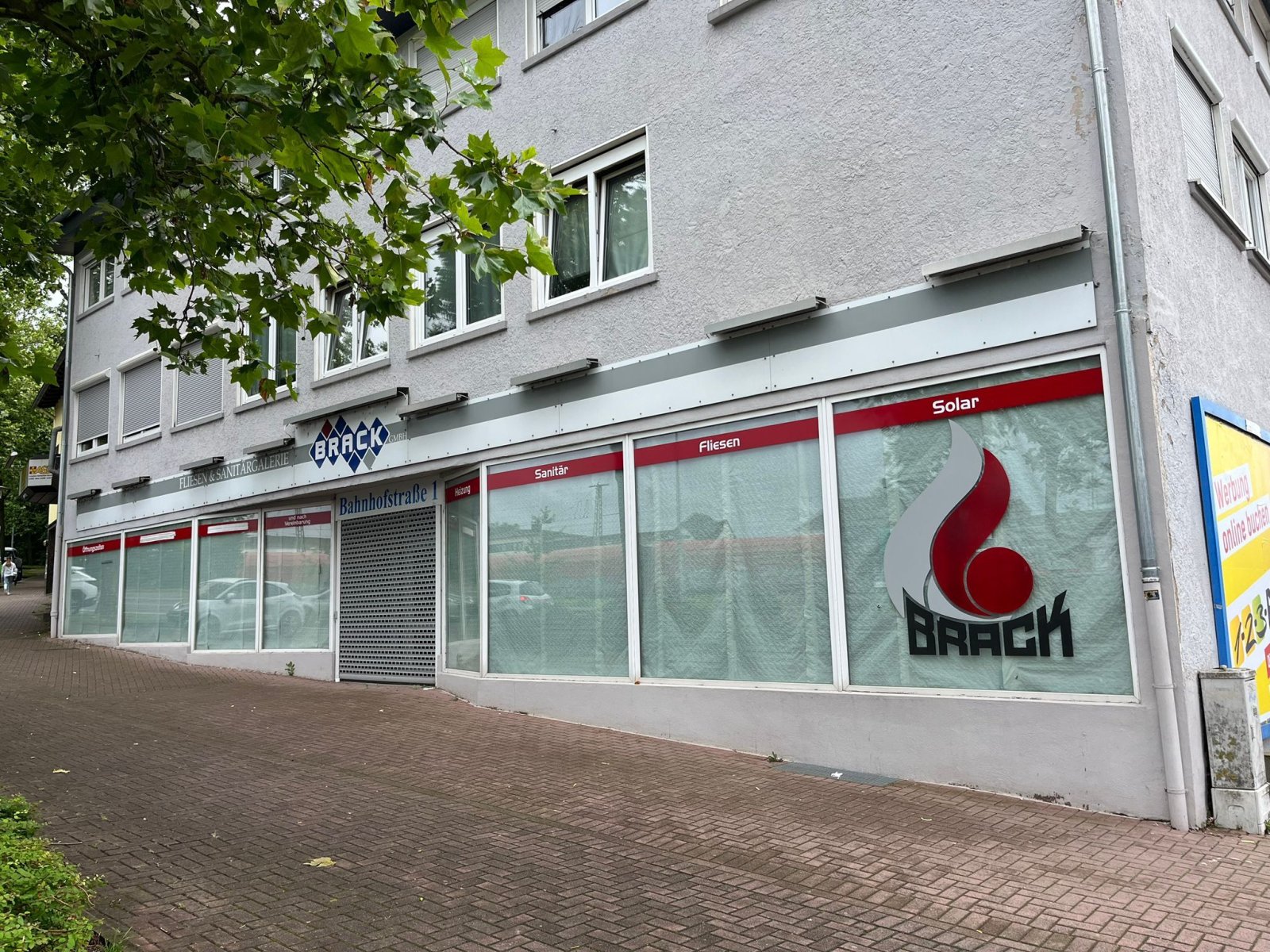 NEUNKIRCHEN : 490 m² GEWERBEFÄCHE im ERDGESCHOSS warten auf NEUE Nutzung !