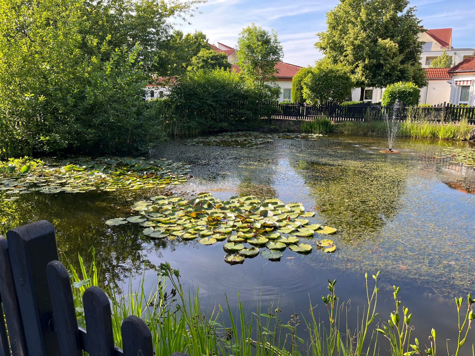 PERL : ALTERSGERECHTE Wohnung in der = SENIORENGALERIE MOSELPARK = mit Terrasse !