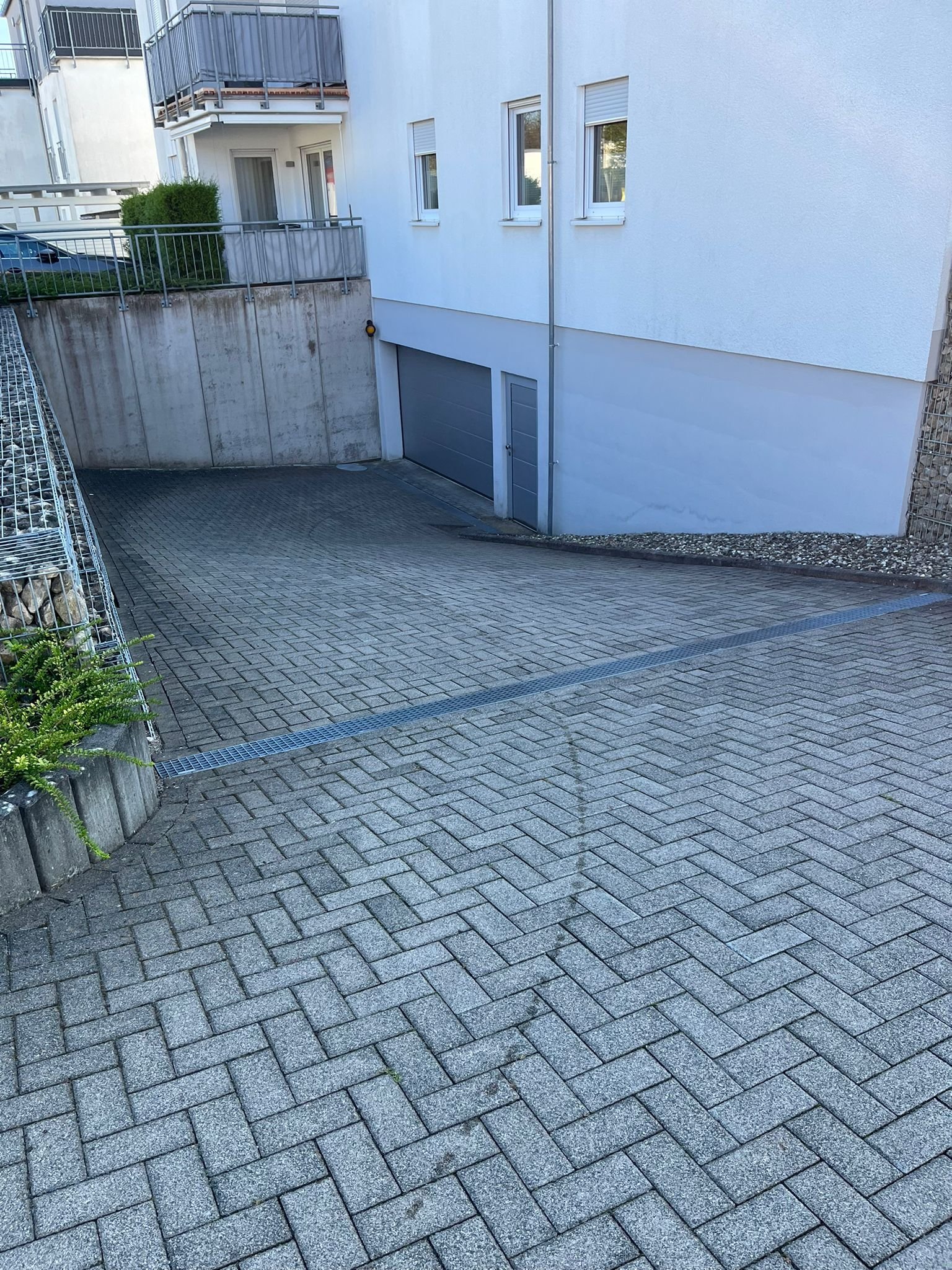 LOSHEIM : Altersgerechte Wohnung mit TERRASSE in zentraler LAGE !