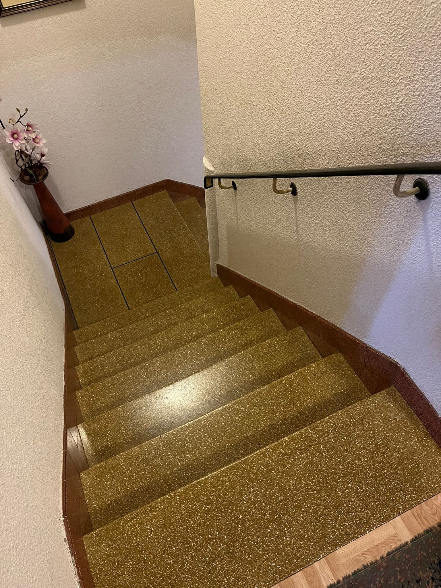 SCHMELZ : WOHN- und GESCHÄFTSHAUS im ZENTRUM für individuelle NUTZUNG !