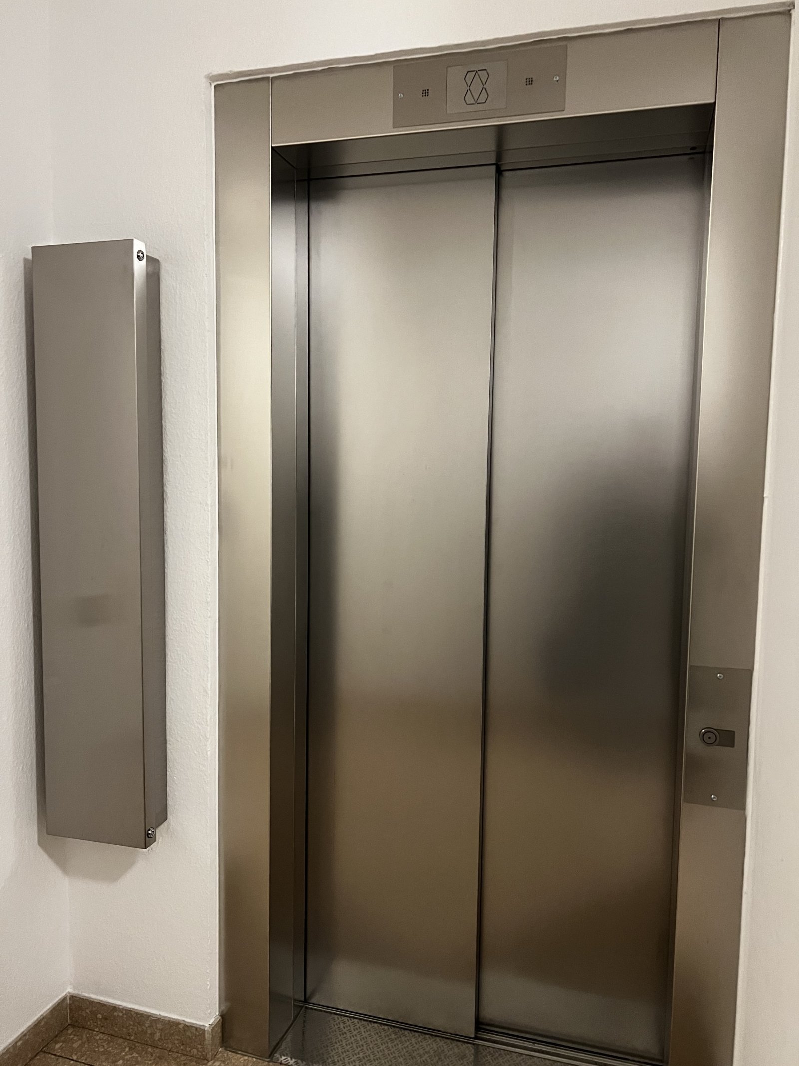 MALSTATT : 2 ZKB - Wohnung mit DACHTERRASSE in gepflegter Wohnanlage !