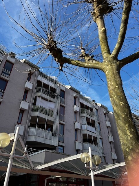 MALSTATT : 2 ZKB - Wohnung mit DACHTERRASSE in gepflegter Wohnanlage !