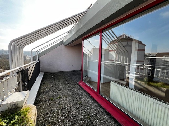 MALSTATT : 2 ZKB - Wohnung mit DACHTERRASSE in gepflegter Wohnanlage !