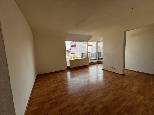 MALSTATT : 2 ZKB - Wohnung mit DACHTERRASSE in gepflegter Wohnanlage !