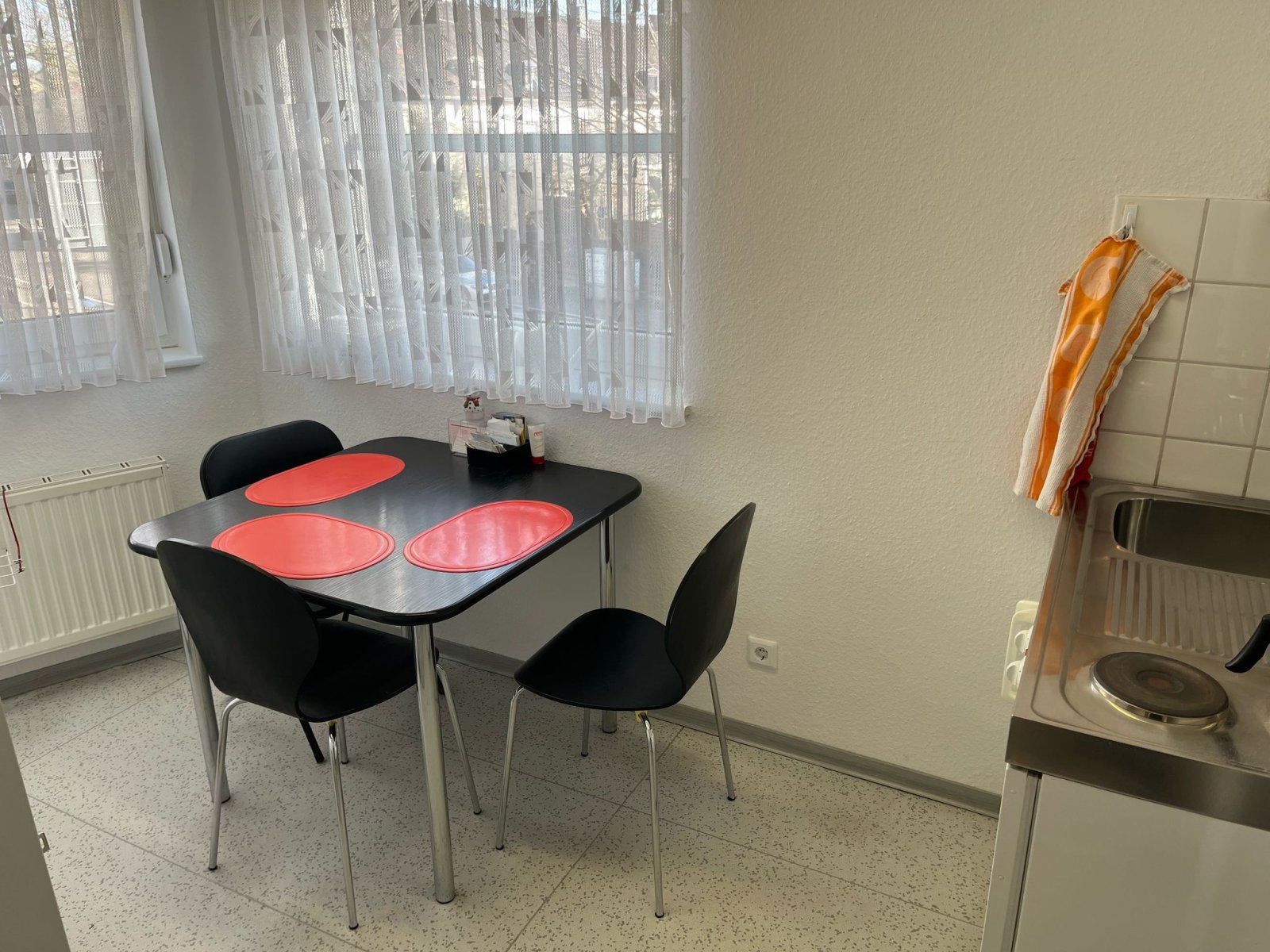 DILLINGEN  : Ideale Gewerbefläche für BÜRO oder PRAXIS mit Fahrstuhl !