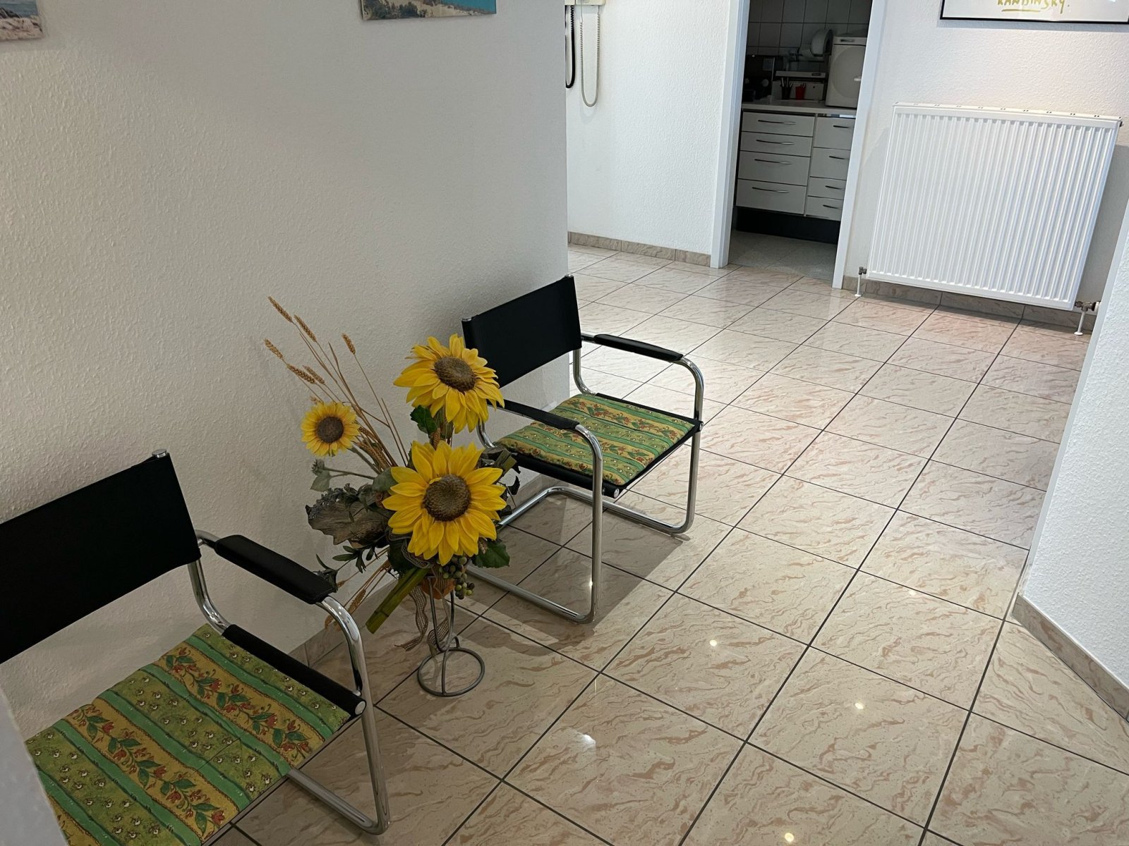 DILLINGEN  : Ideale Gewerbefläche für BÜRO oder PRAXIS mit Fahrstuhl !