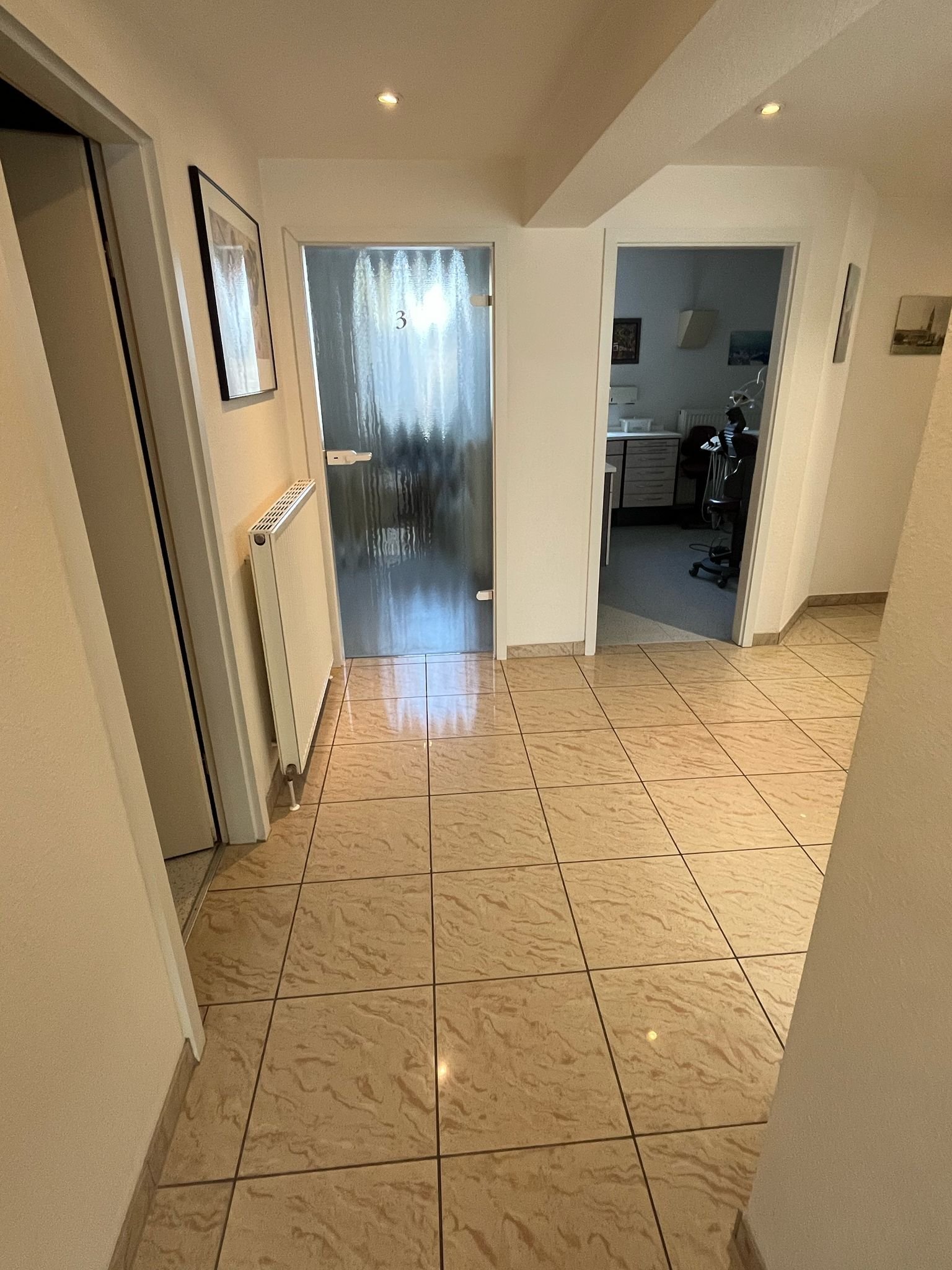 DILLINGEN  : Ideale Gewerbefläche für BÜRO oder PRAXIS mit Fahrstuhl !