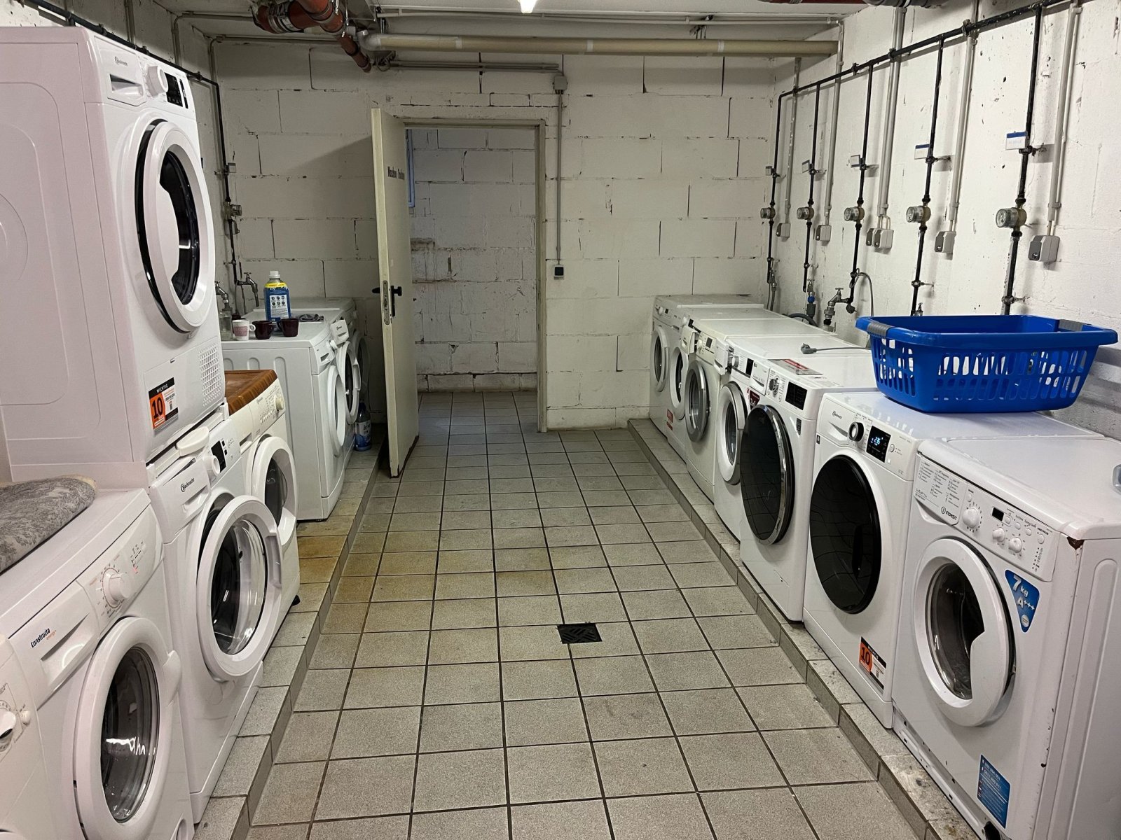 DILLINGEN  : Ideale Gewerbefläche für BÜRO oder PRAXIS mit Fahrstuhl !