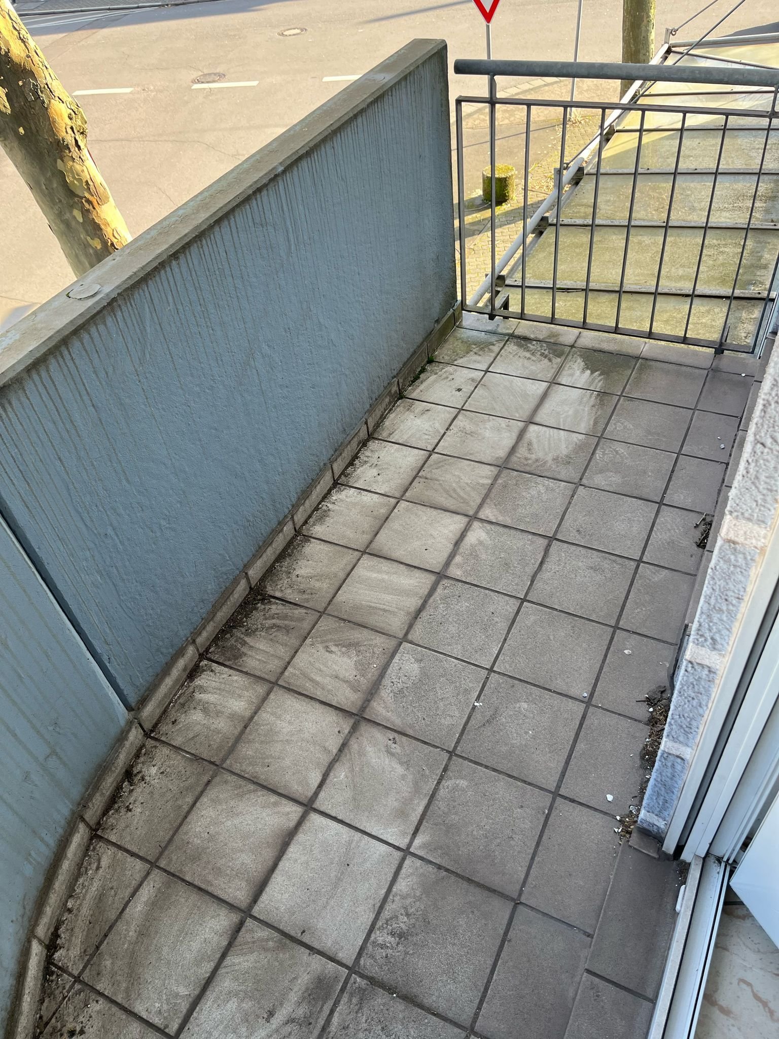 DILLINGEN  : Ideale Gewerbefläche für BÜRO oder PRAXIS mit Fahrstuhl !