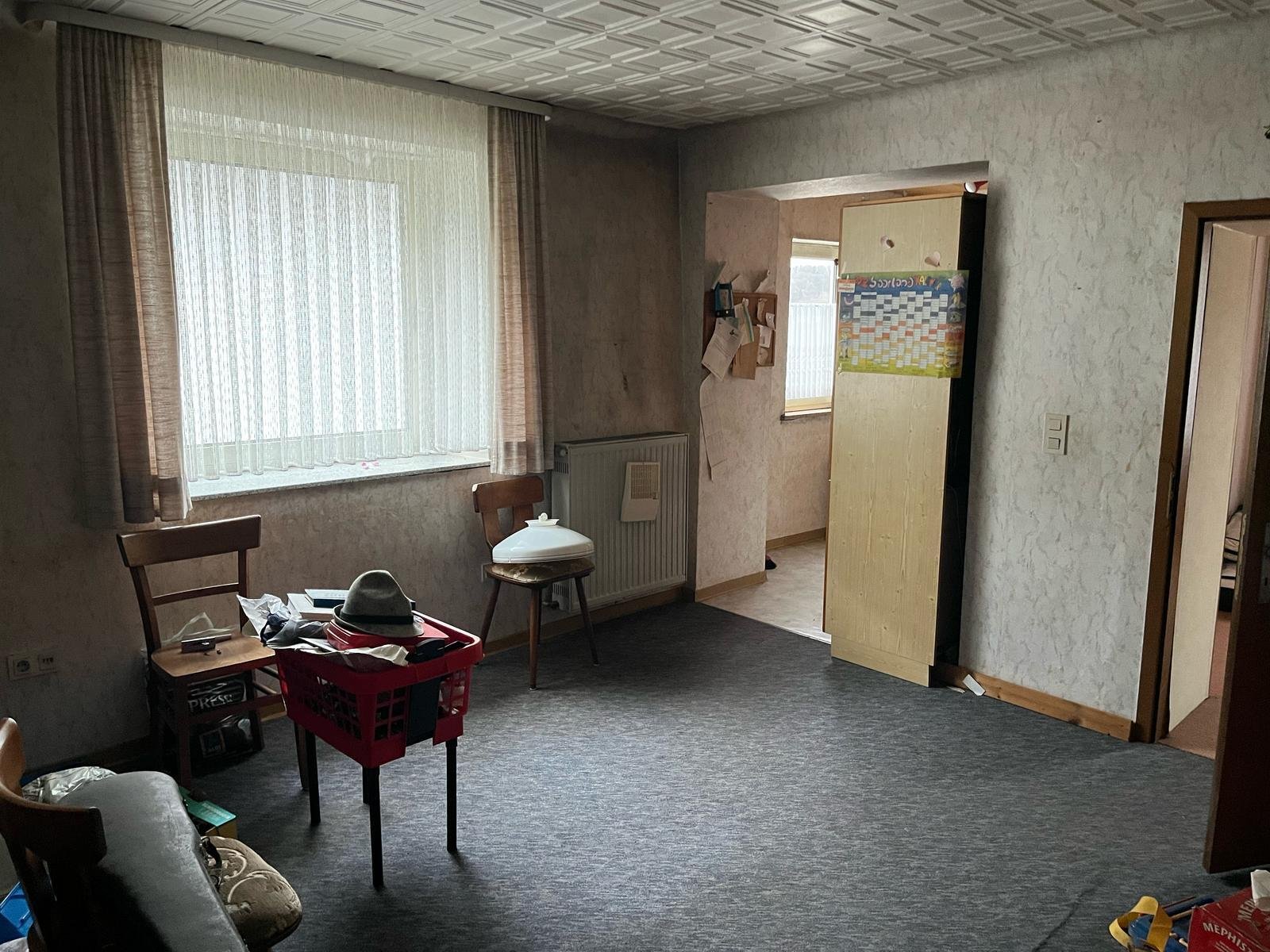 LIMBACH : RAUMWUNDER mit Potential in ruhiger Lage mit großem GRUNDSTÜCK !