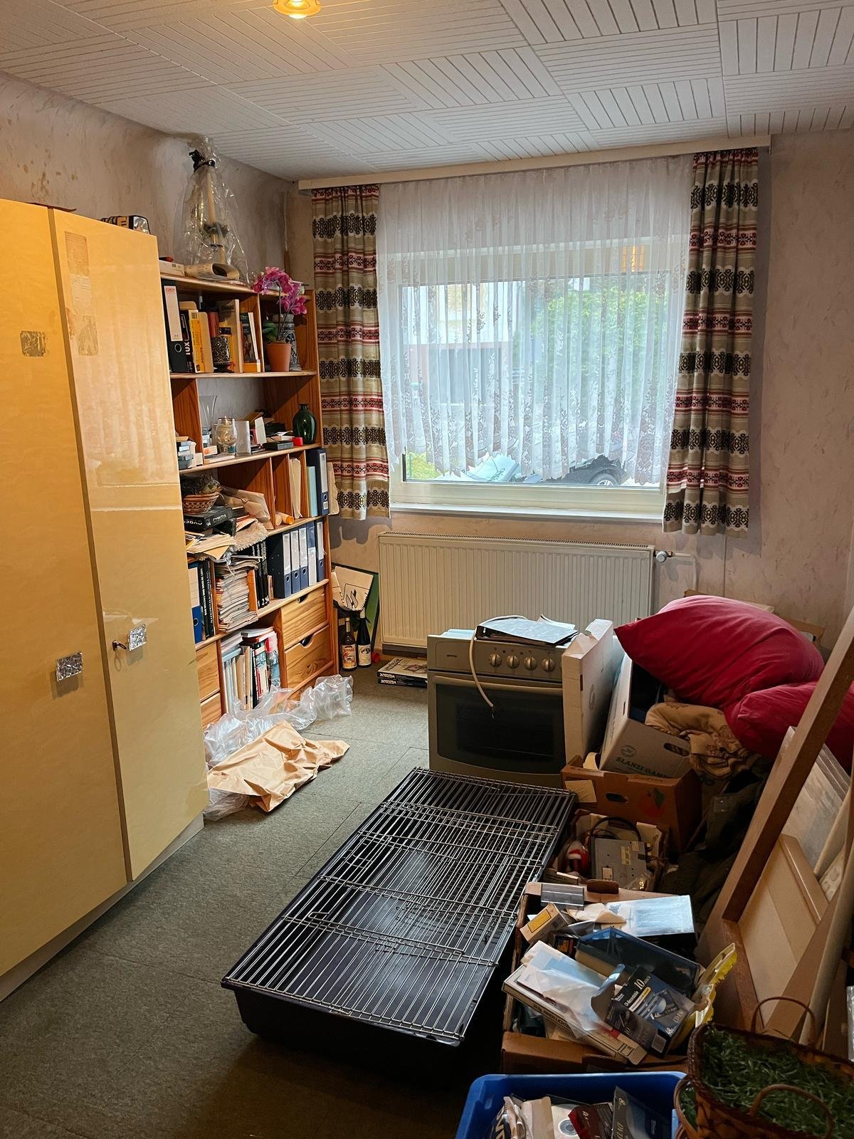 LIMBACH : RAUMWUNDER mit Potential in ruhiger Lage mit großem GRUNDSTÜCK !