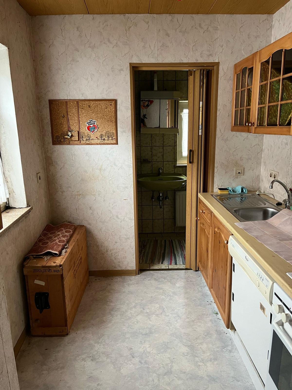 LIMBACH : RAUMWUNDER mit Potential in ruhiger Lage mit großem GRUNDSTÜCK !