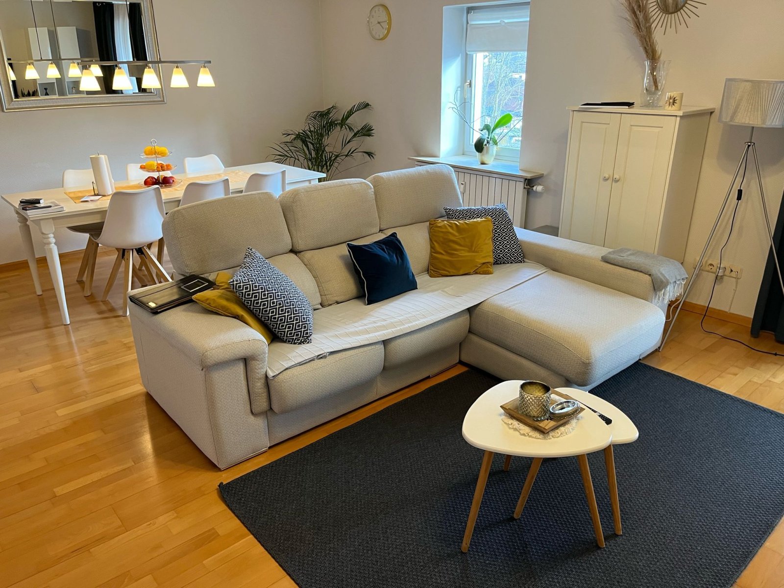 HASBORN :  3 ZKB/G-WC mit BALKON und GARAGE in RUHIGER LAGE !