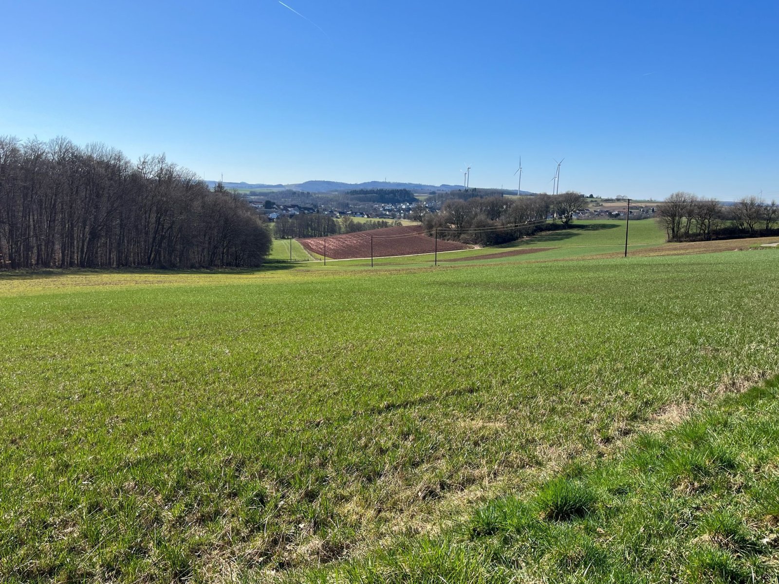 GRESAUBACH : 1 - 2 Familienhaus am WALDRAND im AUSSENBEREICH mit FERNBLICK !