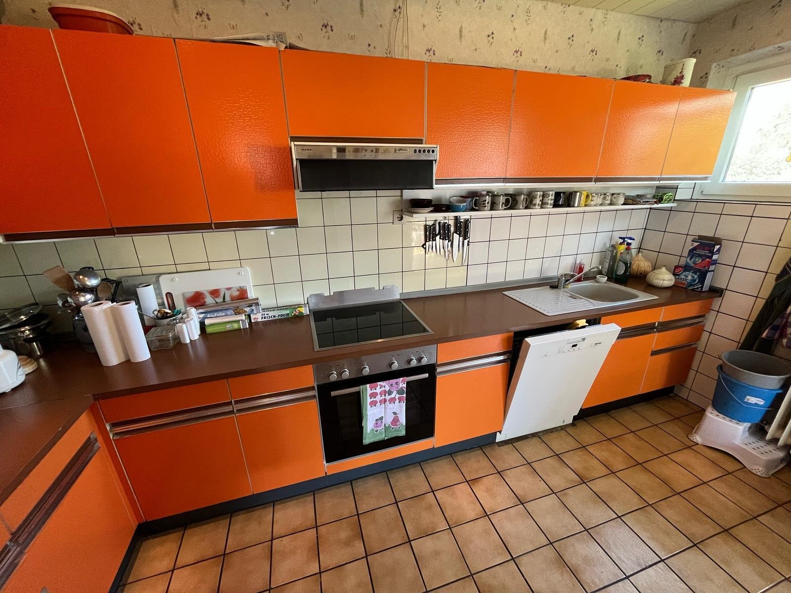 DÜPPENWEILER : FAMILIENFREUNDLICHER Grundriss mit Potential und großer TERRASSE !