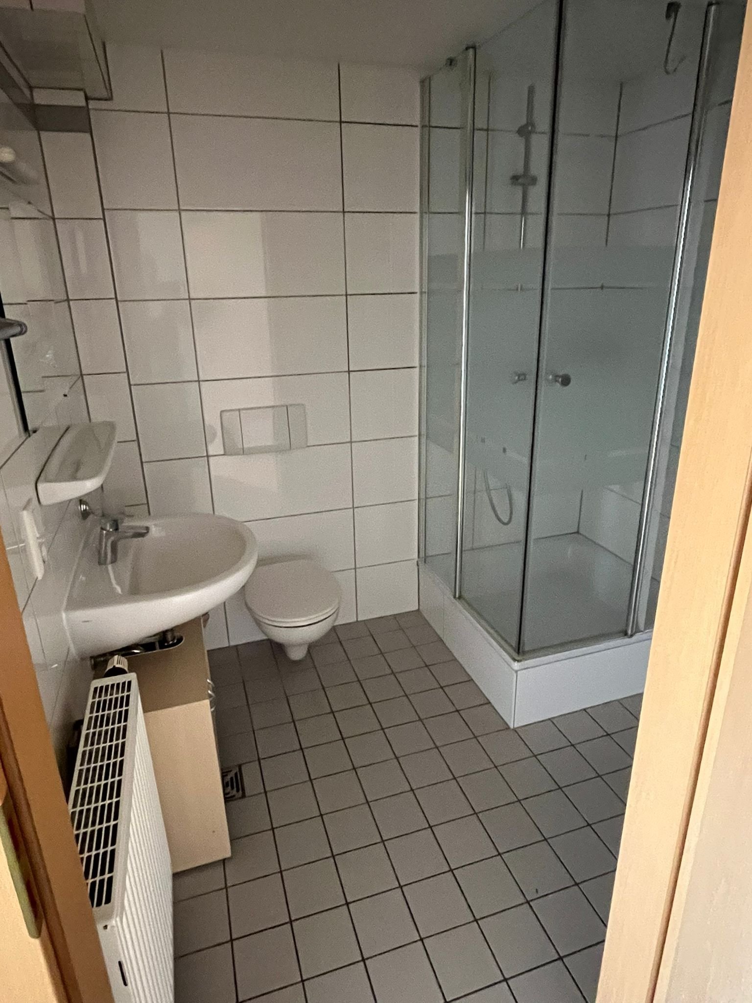 LEBACH : Gepflegte 1 ZKB - Wohnung mit Fahrstuhl und Einbauküche !