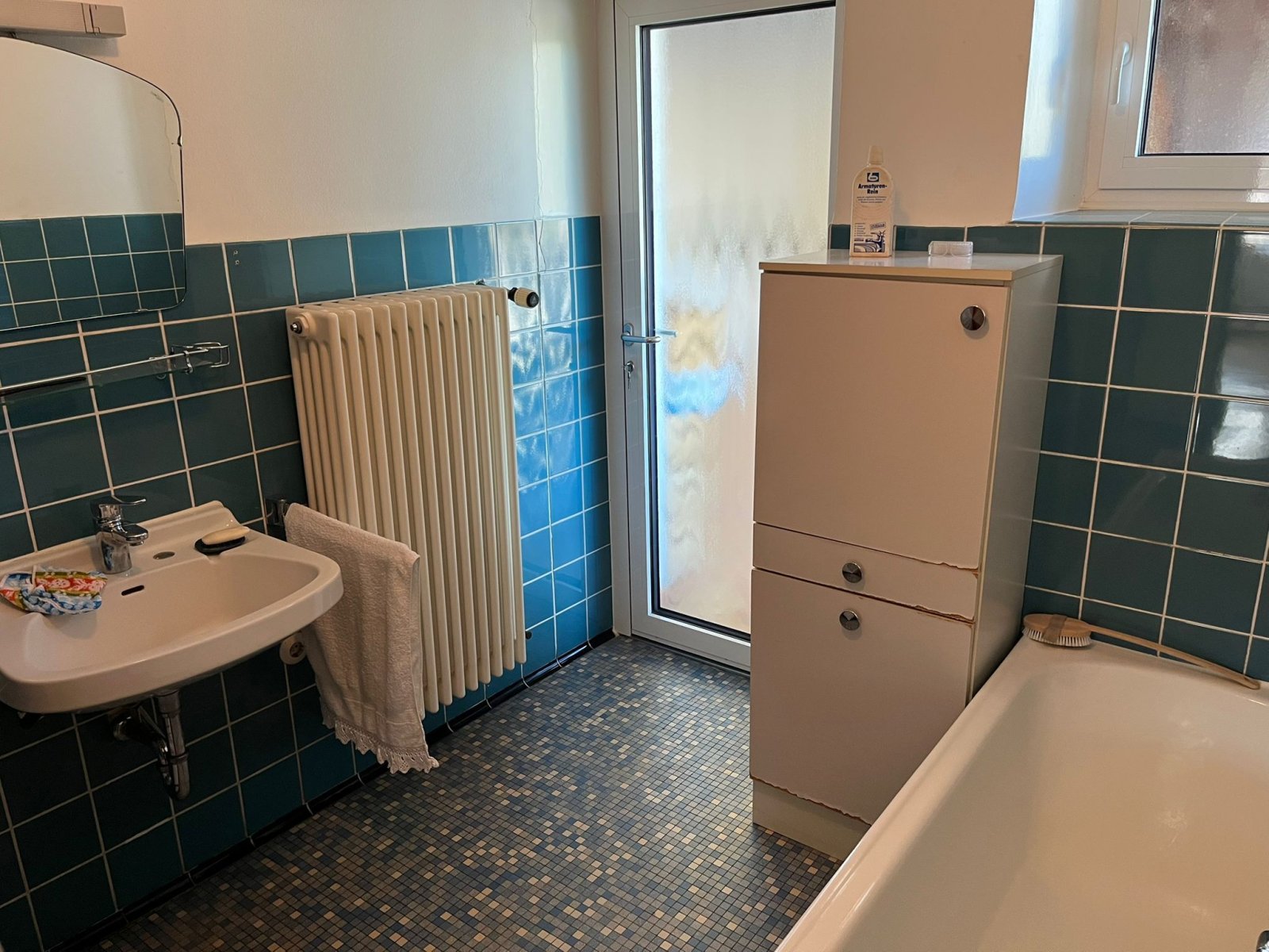 GRESAUBACH : Wohn- und Geschäftshaus mit seit 1958 bestehender = TRADITIONSMETZGEREI = !