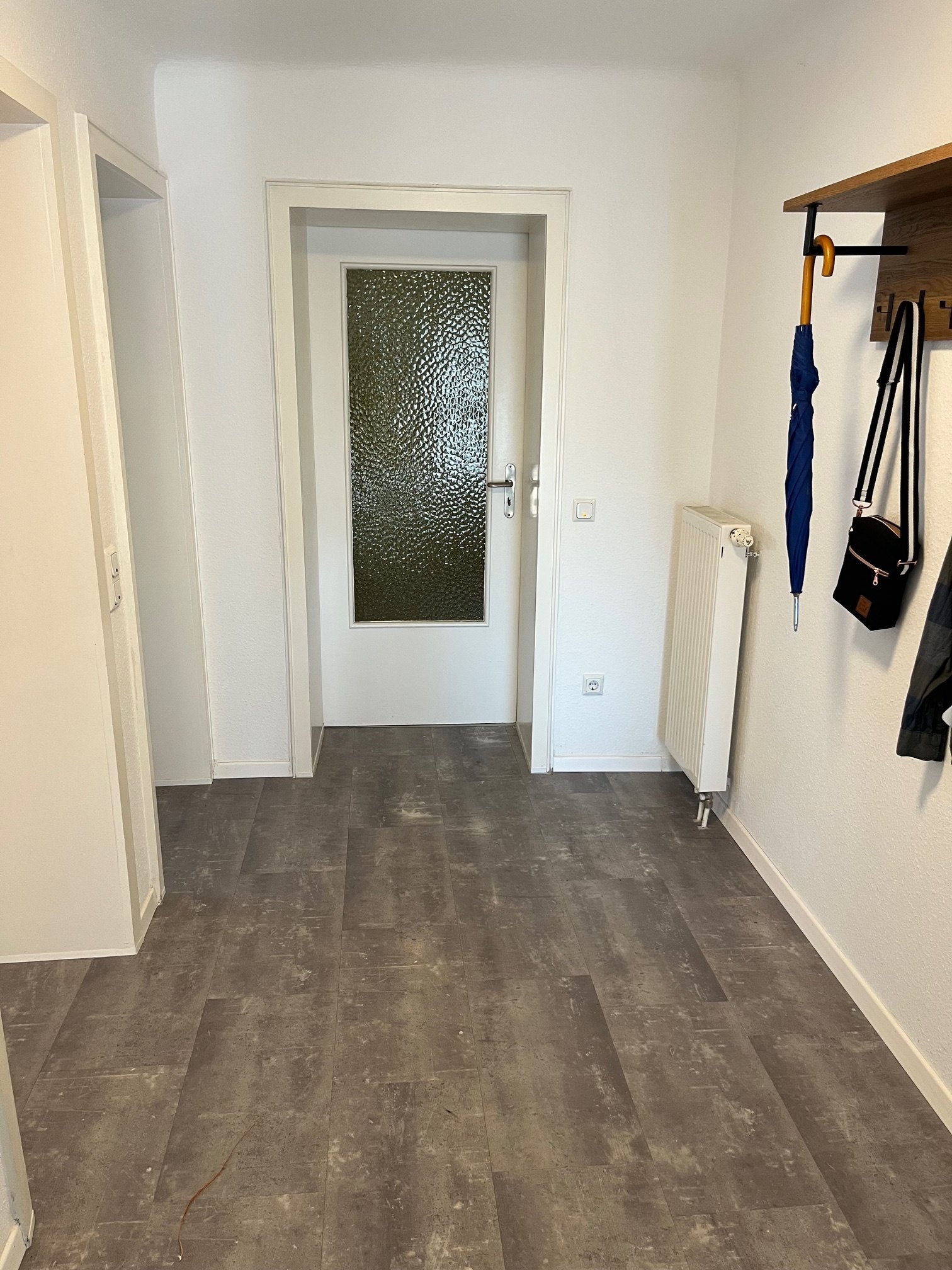 GRESAUBACH : 1994 KOMPLETT saniertes Wohn- & Geschäftshaus mit 4 Wohnungen !