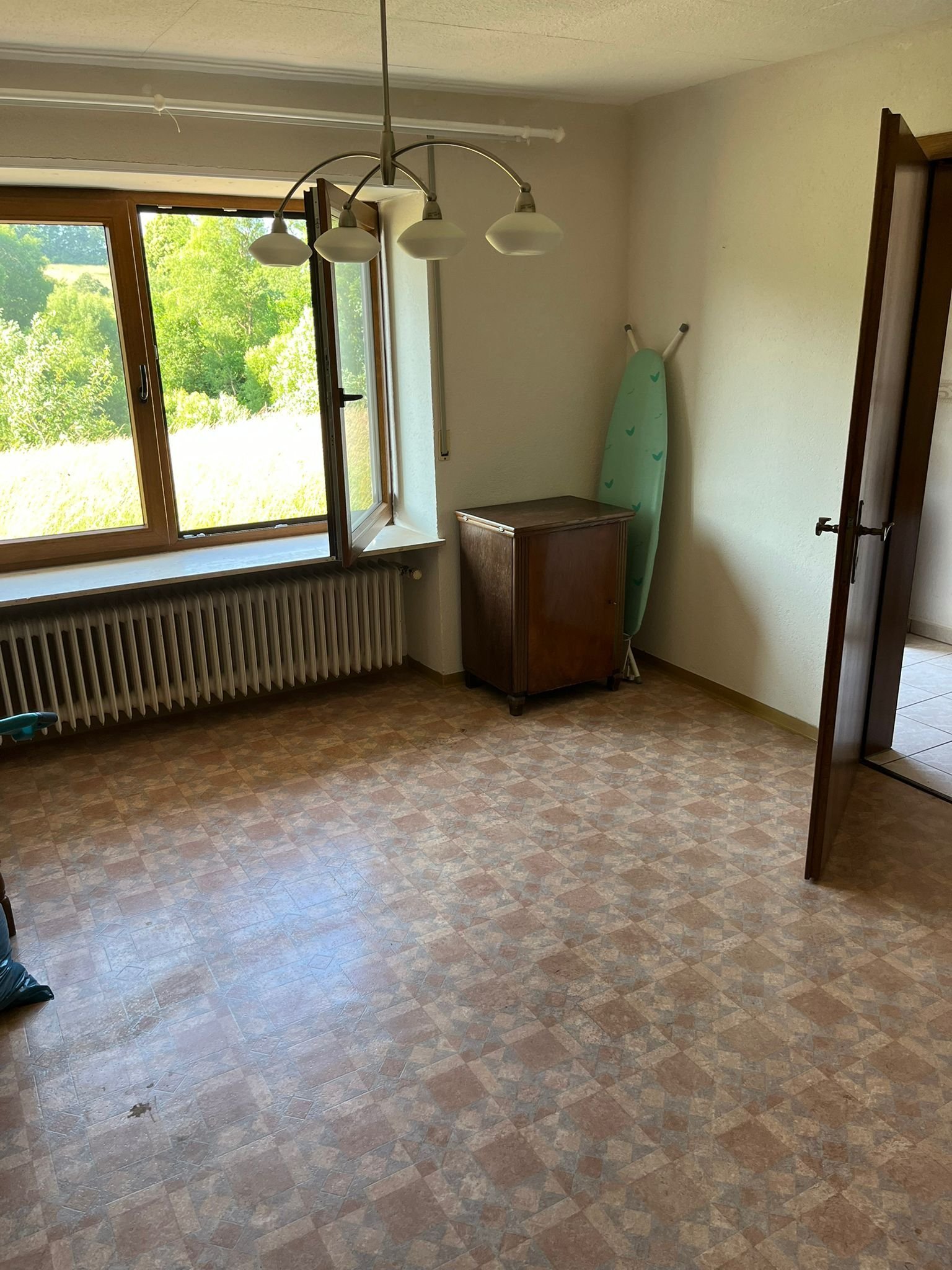 ÜBERROTH : Handwerkerobjekt mit POTENTIAL und 2019 m² Grundstück !