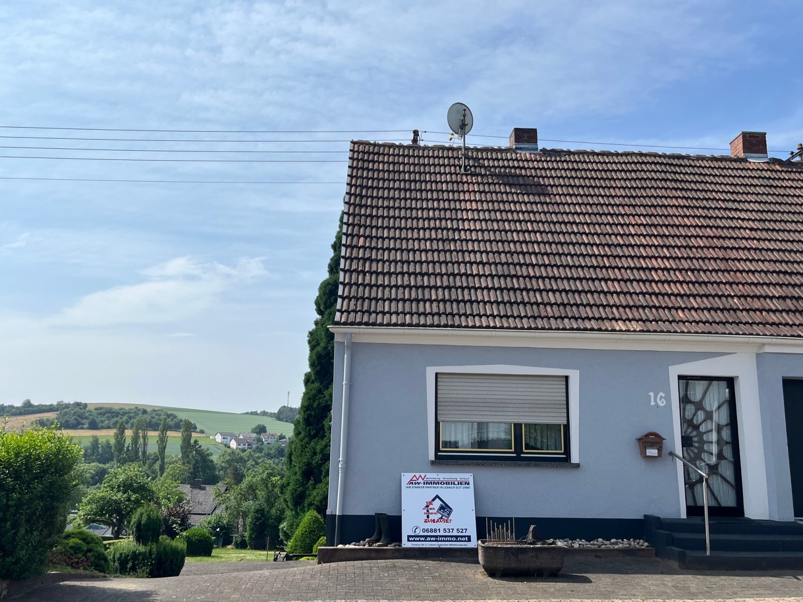 LEBACH : KLEINES Haus mit ANBAU - POTENTIAL und 1506 m² TRAUMGRUNDSTÜCK !