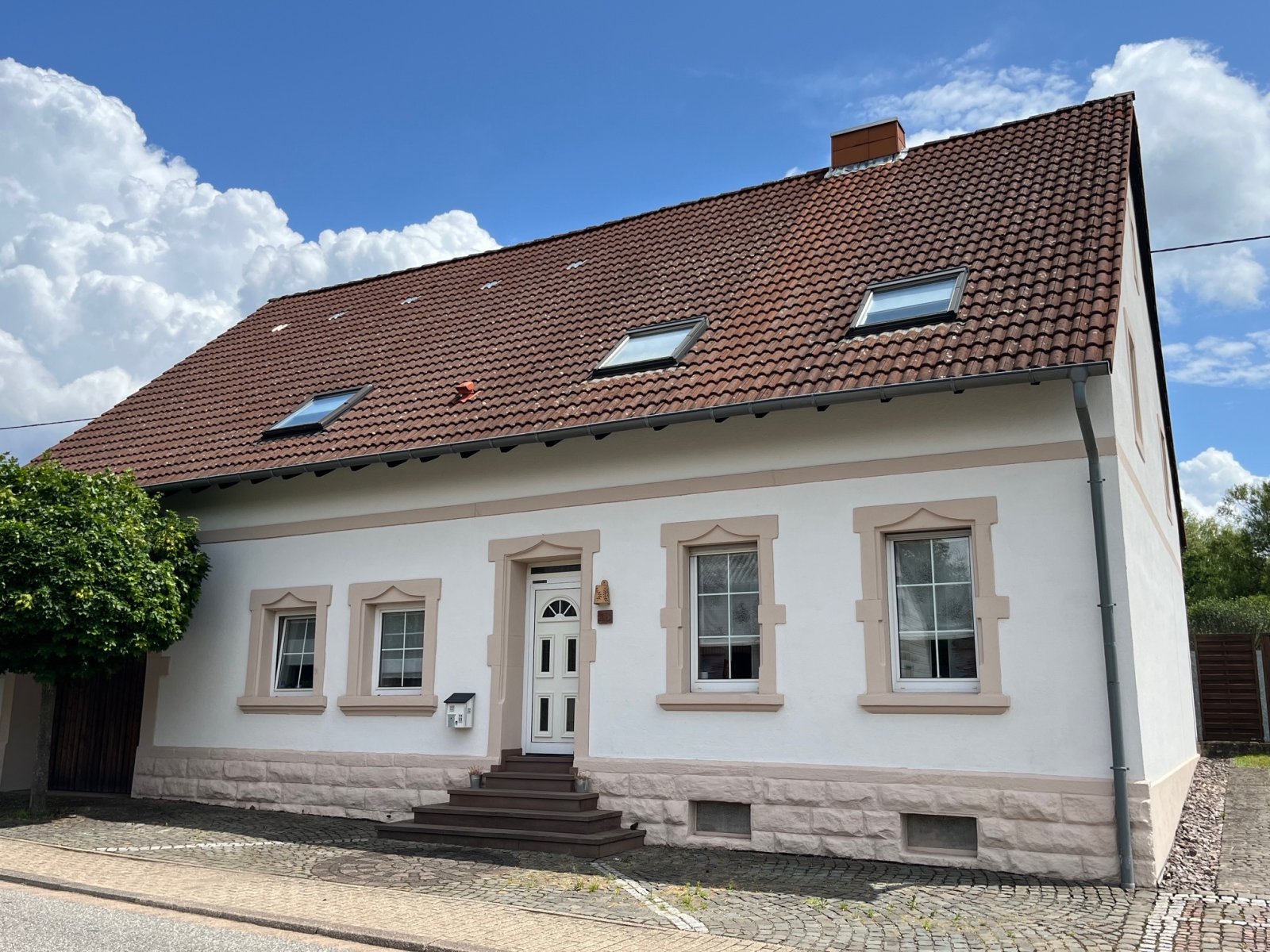 BALTERSWEILER : Saniertes BAUERNHAUS mit familienfreundlichem GRUNDRISS und schönem GARTEN !