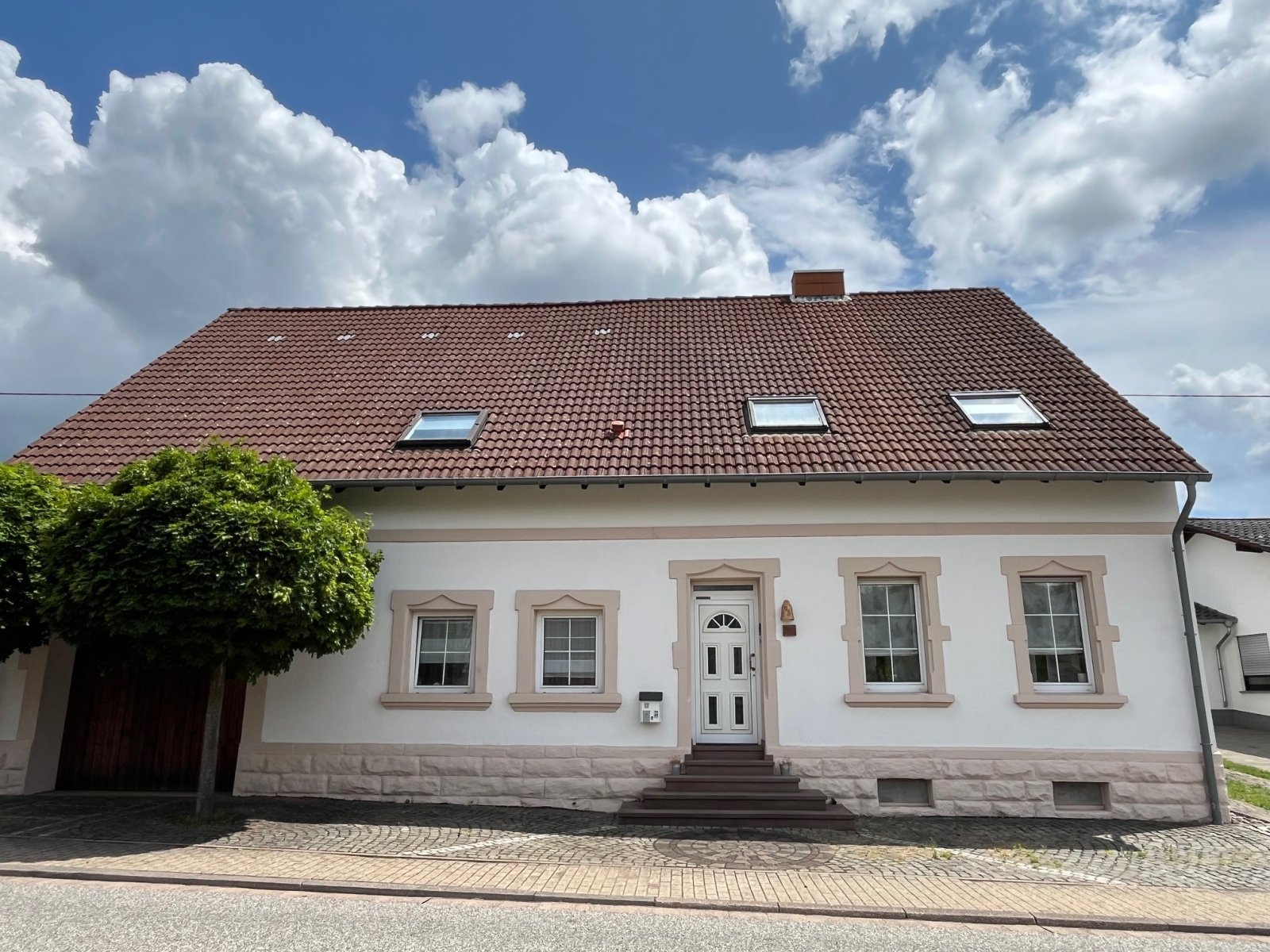 BALTERSWEILER : Saniertes BAUERNHAUS mit familienfreundlichem GRUNDRISS und schönem GARTEN !