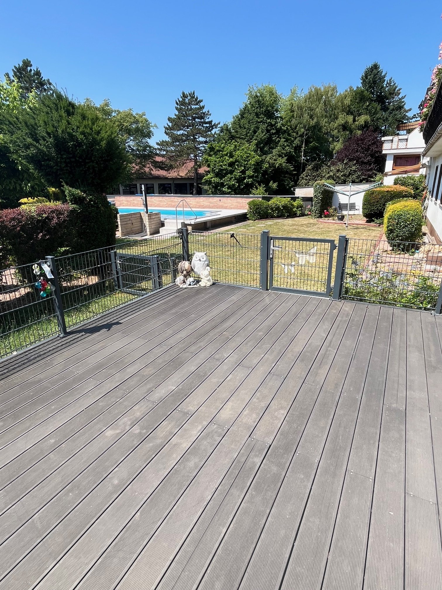 NEUNKIRCHEN : SANIERTE 3 ZKB - Wohnung mit Terrasse, Garage und Photovoltaik - Anlage !