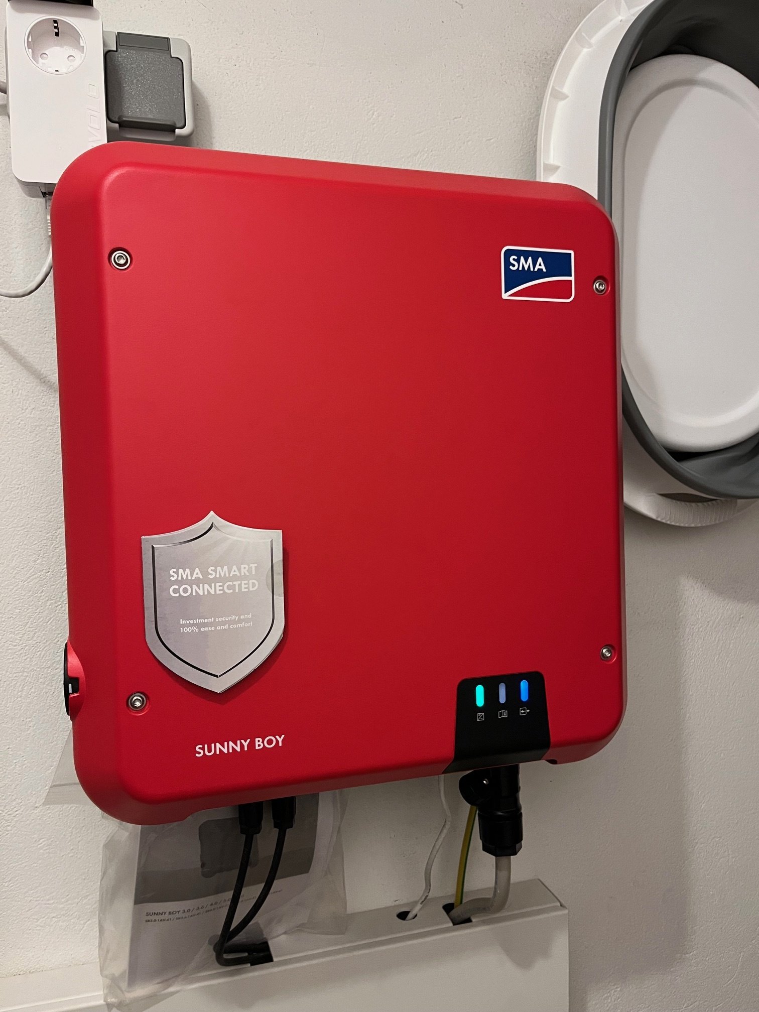 NEUNKIRCHEN : SANIERTE 3 ZKB - Wohnung mit Terrasse, Garage und Photovoltaik - Anlage !