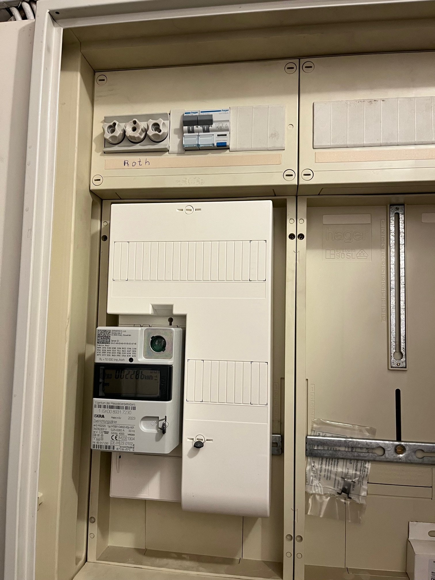 NEUNKIRCHEN : SANIERTE 3 ZKB - Wohnung mit Terrasse, Garage und Photovoltaik - Anlage !