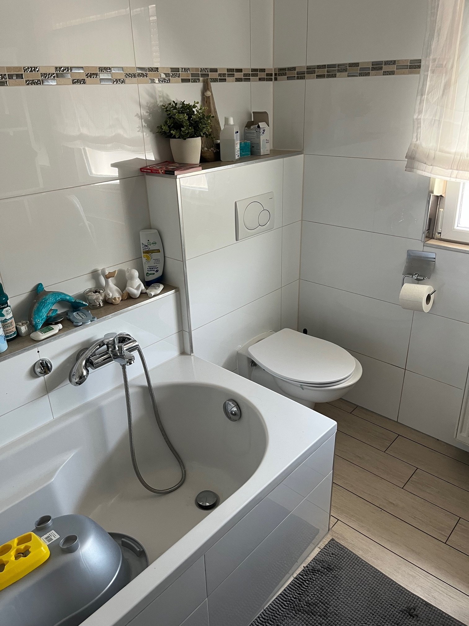 HÜTTERSDORF : KAPITALANLAGE mit 2 Familienhaus + 1 Familienhaus + HALLE + LAGER !