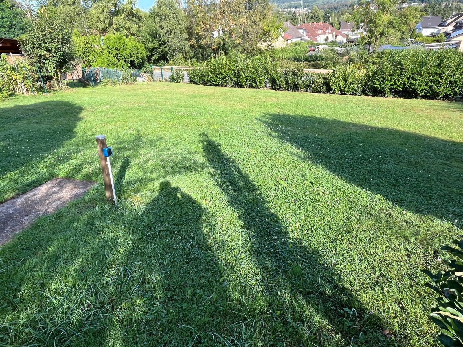 BILSDORF : 2019 renovierter BUNGALOW mit 1350 m² TRAUMGARTEN !
