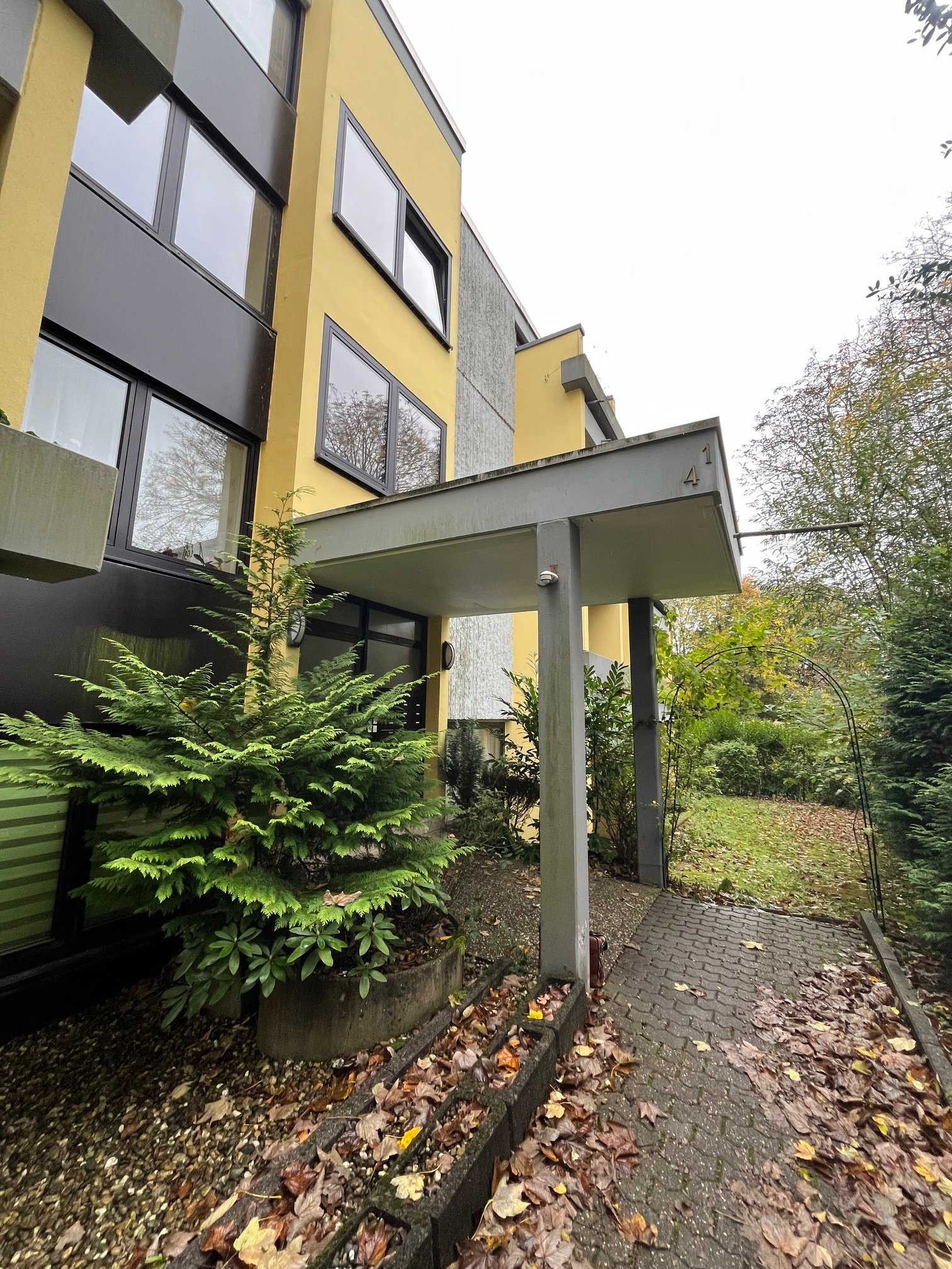 NEUNKIRCHEN : 3 ZKB - Wohnung mit 2 BALKONEN in gefragter WOHNLAGE !