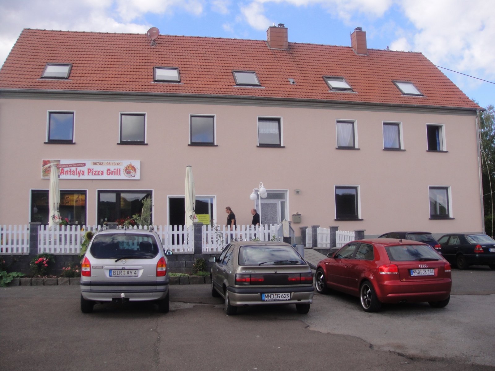 HOPPSTÄDTEN - WEIERSBACH : KAPITALANLAGE mit 5 WOHNUNGEN und 1 Gewerbeeinheit !