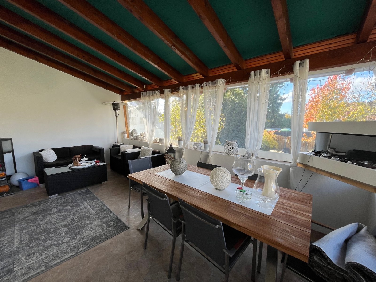 LEBACH :  WOHNFERTIG modernisiert in CITY - NAHER Lage mit tollem GARTEN !   