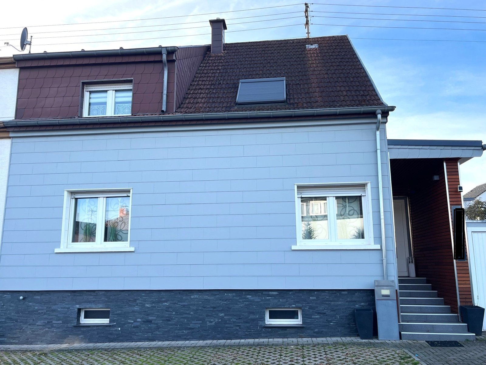 LEBACH :  WOHNFERTIG modernisiert in CITY - NAHER Lage mit tollem GARTEN !   