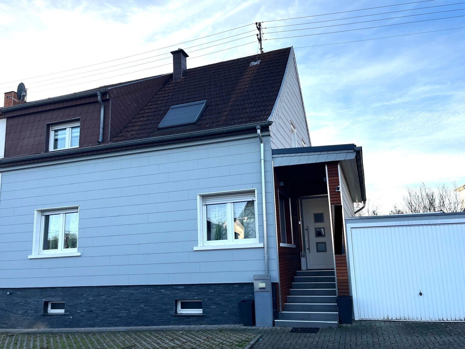 LEBACH :  WOHNFERTIG modernisiert in CITY - NAHER Lage mit tollem GARTEN !   