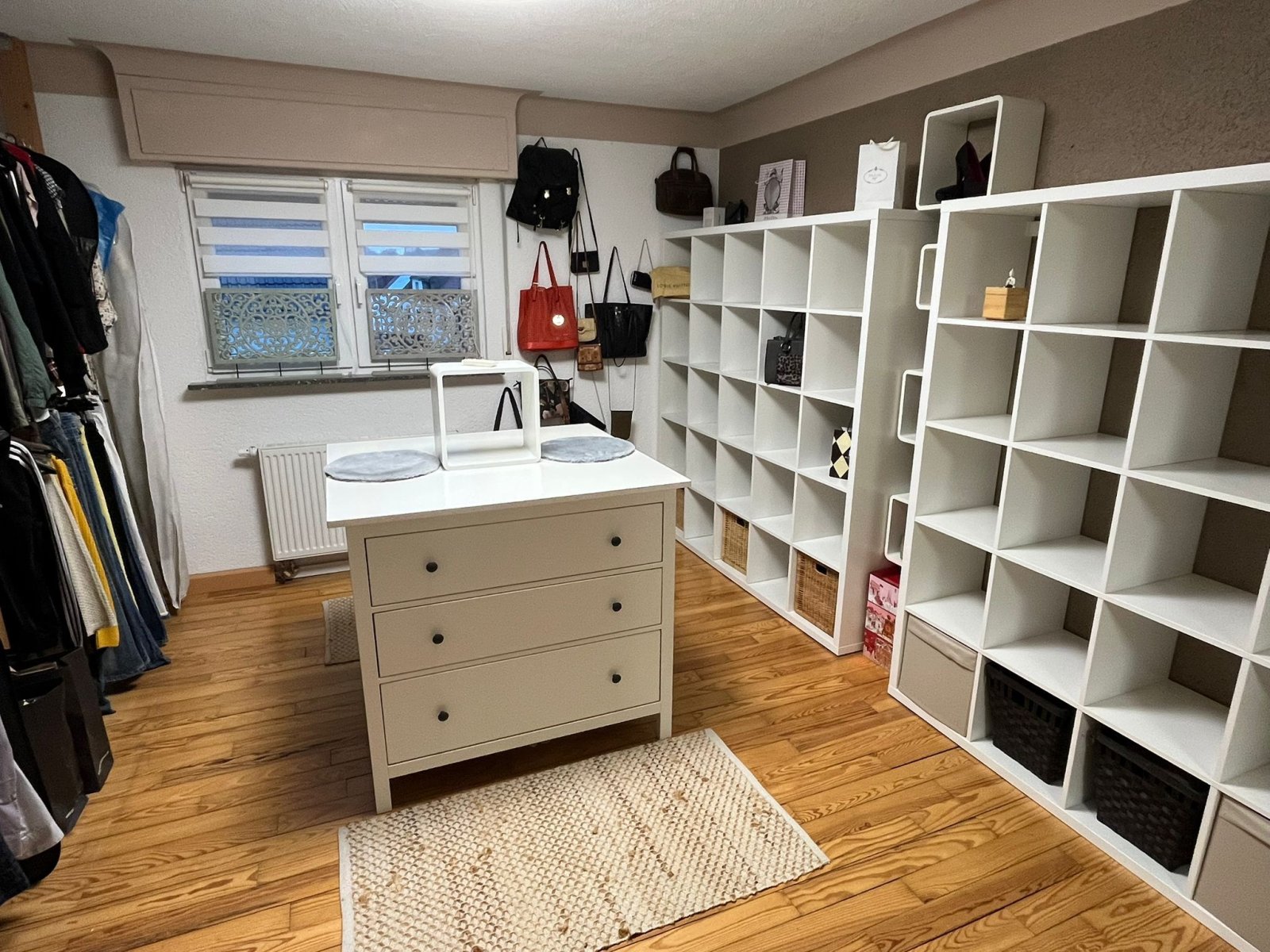 LEBACH : WOHNFERTIG modernisiert in CITY - NAHER Lage mit tollem GARTEN !