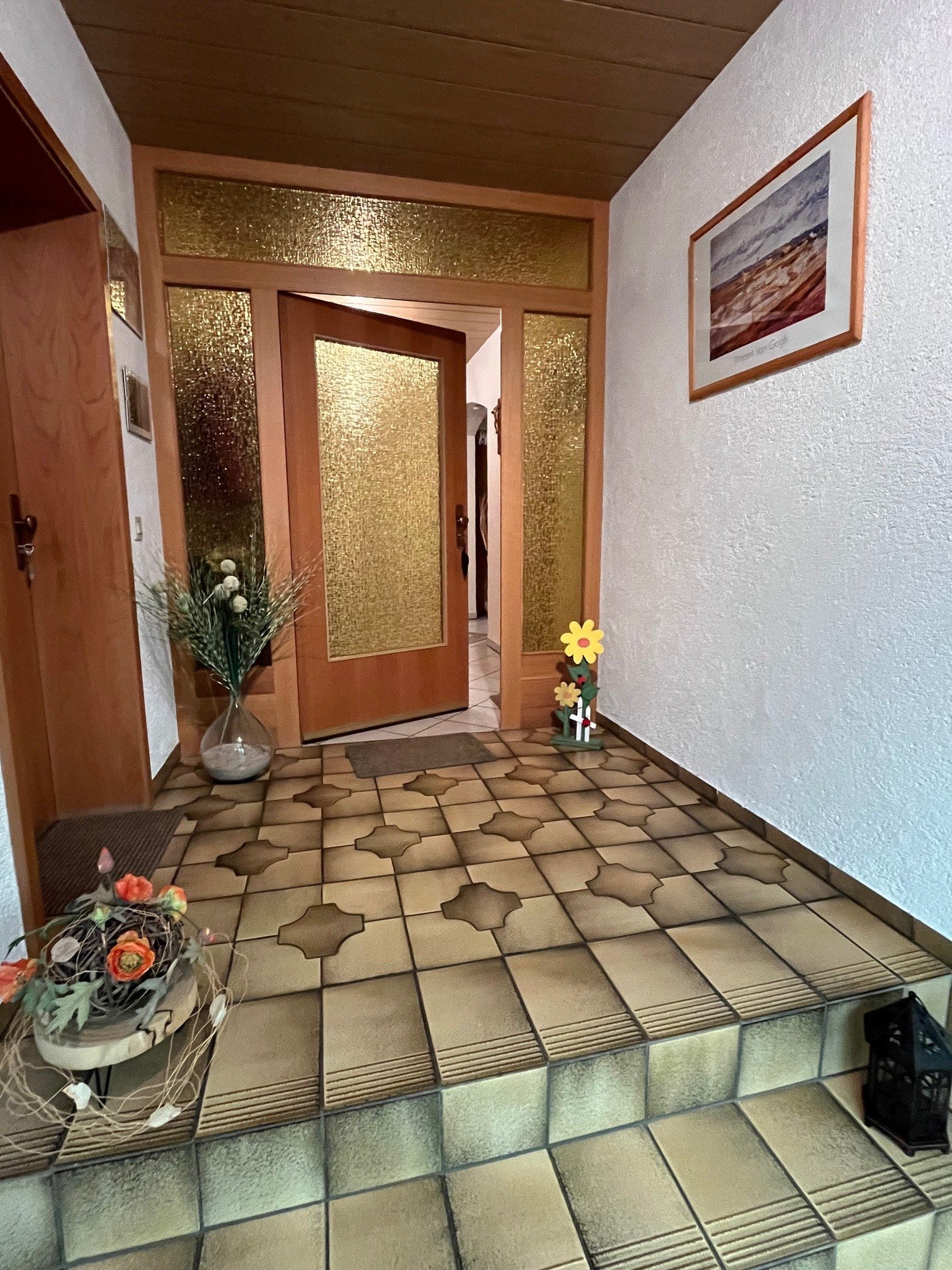 SCHMELZ : Aussergewöhnliches ANWESEN mit EINLIEGERWOHNUNG und versetzen WOHNEBENEN !