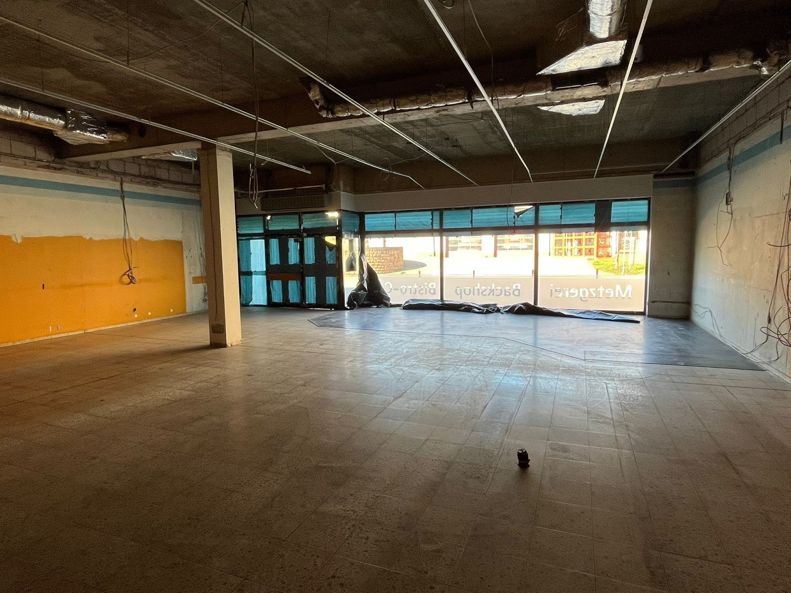 THALEXWEILER : GEWERBEOBJEKT ( ehem. Supermarkt ) an der B269 in Autobahnnähe !