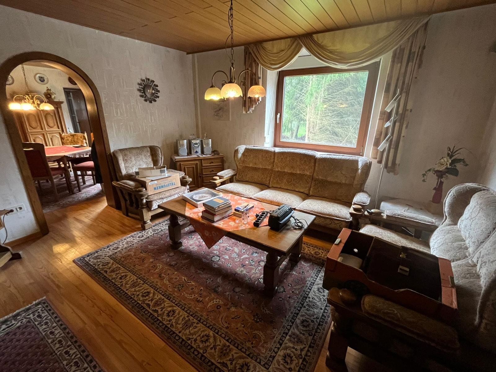 THOLEY / NEIPEL : Solides 1 - 2 FH mit Potential in ruhiger Wohnlage !  