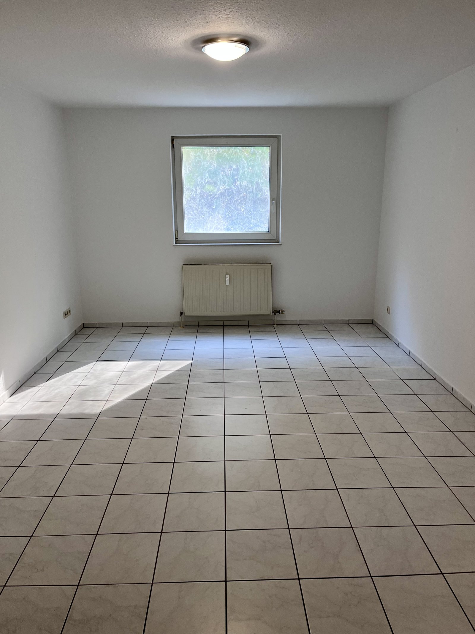 SCHEIDT : Gepflegte 3 ZKB - Wohnung zum SELBSTBEZUG oder KAPITALANLAGE !