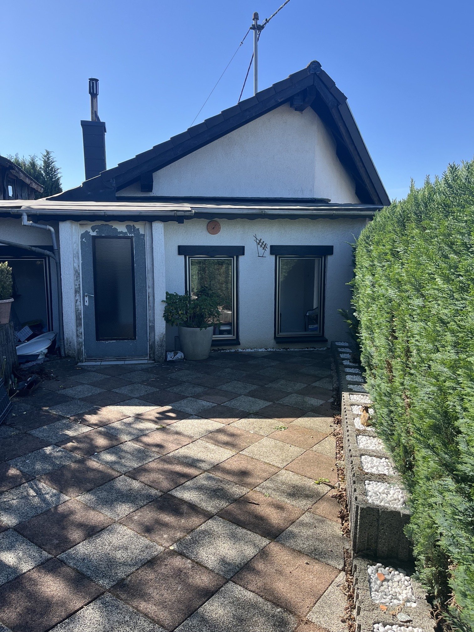 SCHEUERN : Haus mit EINLIEGERWOHNUNG für HANDWERKER in HÖHENLAGE mit WEITBLICK !
