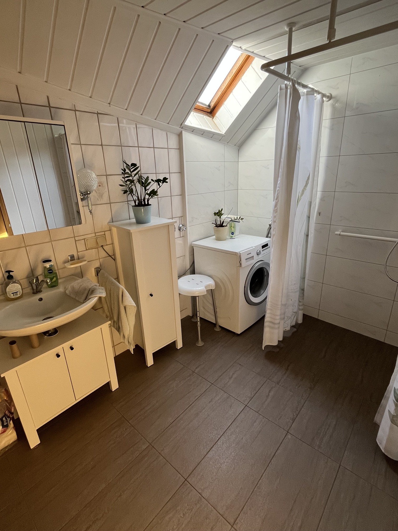 SCHEUERN : Haus mit EINLIEGERWOHNUNG für HANDWERKER in HÖHENLAGE mit WEITBLICK !