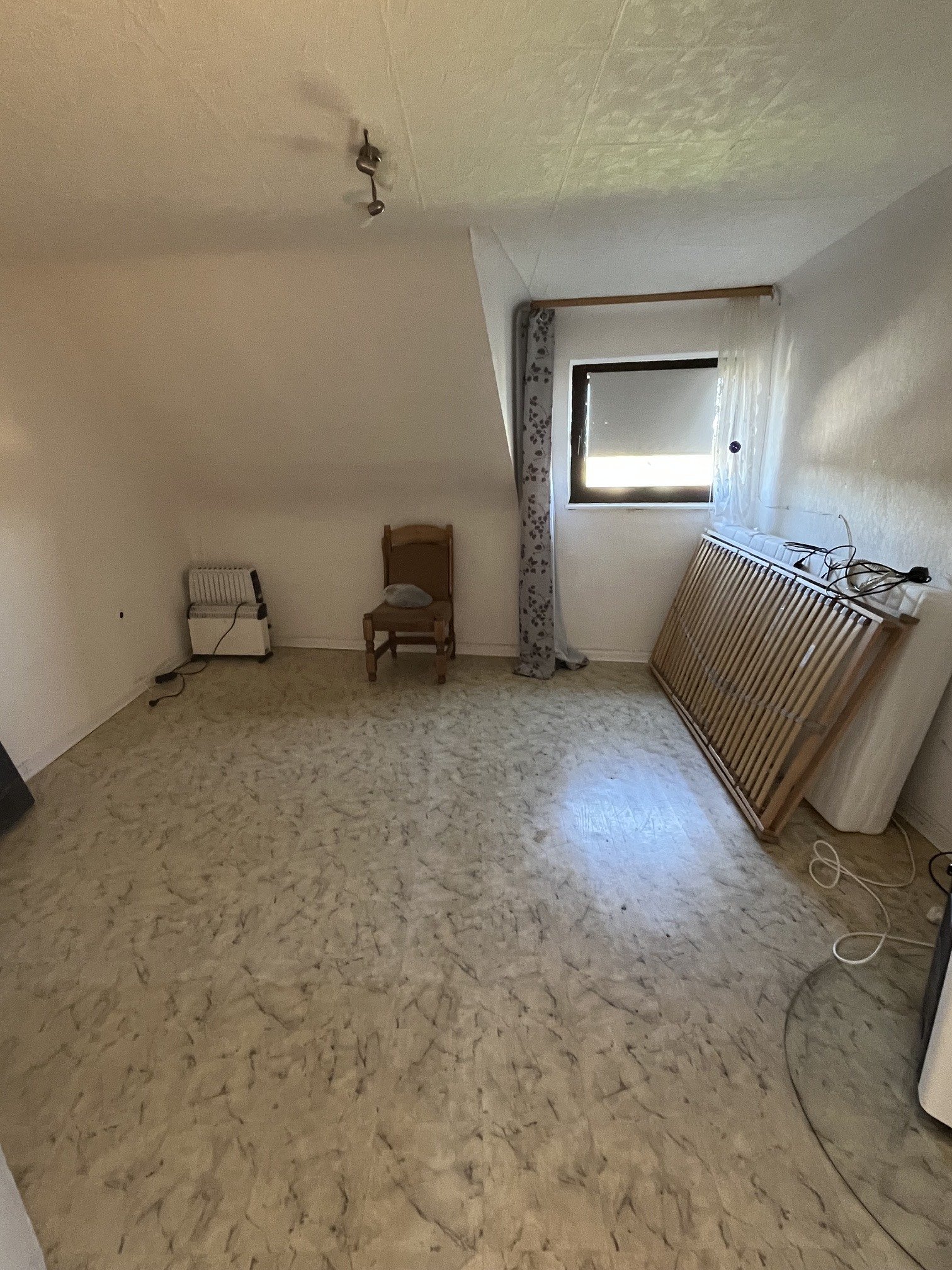 SCHEUERN : Haus mit EINLIEGERWOHNUNG für HANDWERKER in HÖHENLAGE mit WEITBLICK !