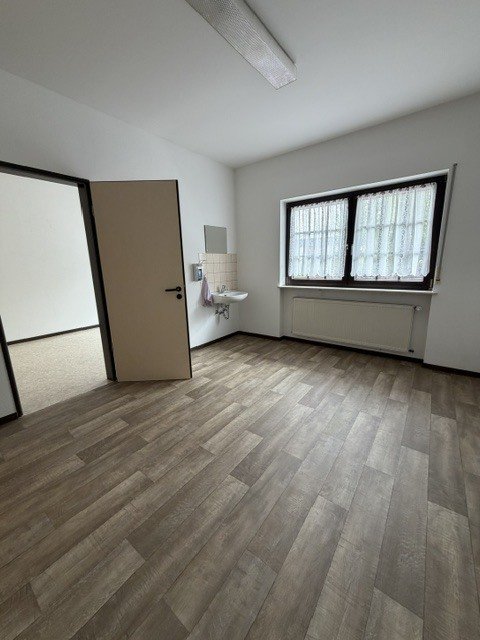 Vielseitige Praxisfläche in Eppelborn – 110 m² mit guter Ausstattung und zentraler Lage