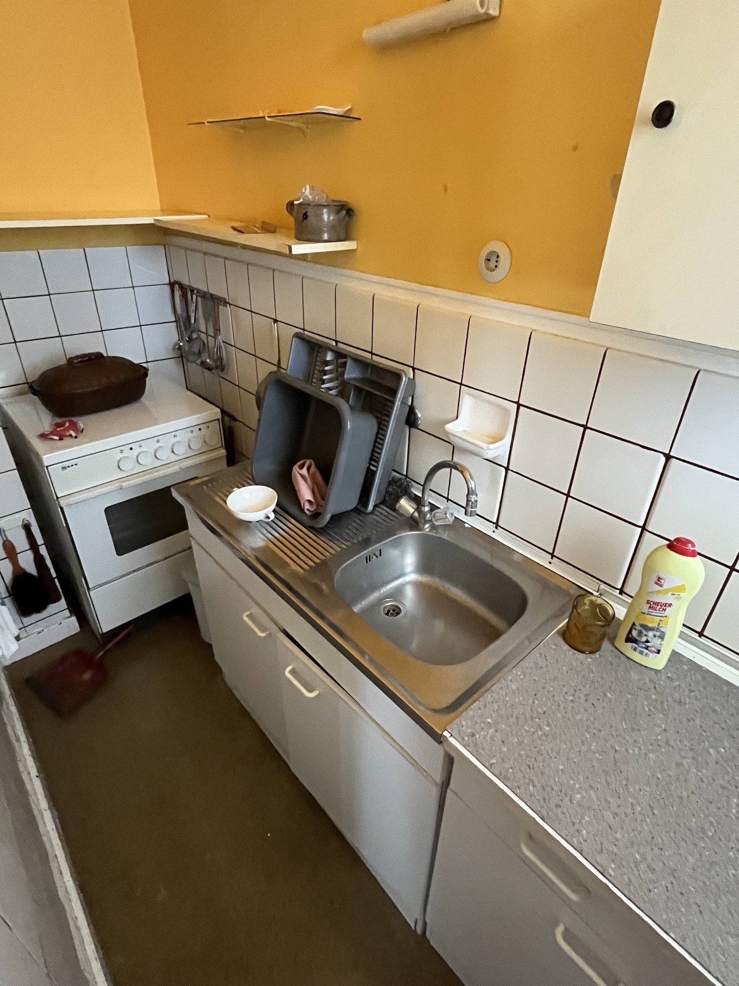 LEBACH : RUHIG und CITYNAH mit schönem GARTEN und geräumiger GARAGE !