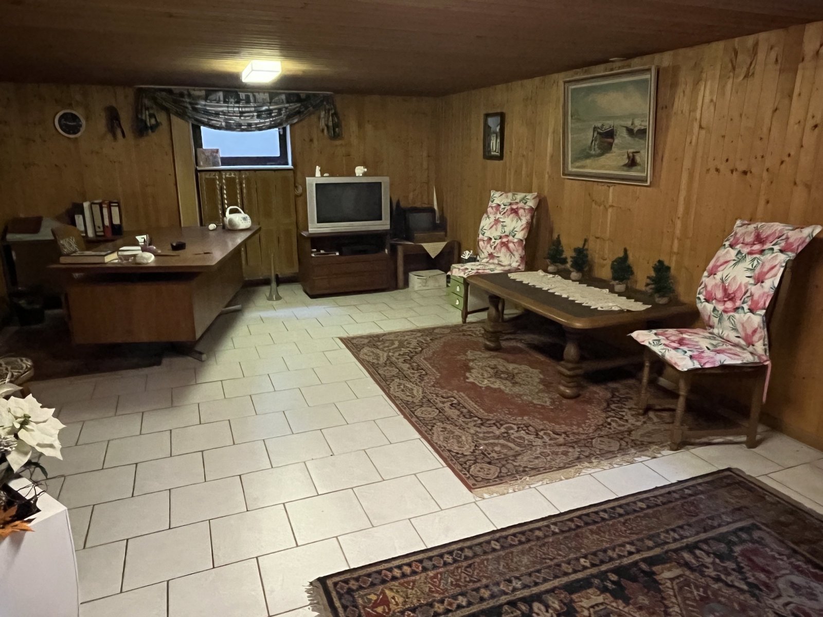 HAUSTADT : Solider BUNGALOW mit POTENTIAL in TRAUMLAGE direkt am WALDRAND !